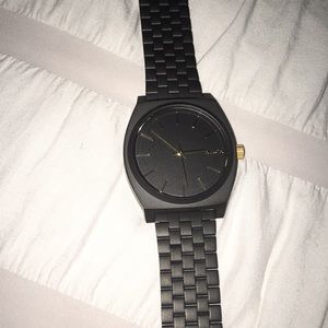Never worn Nixon Watch